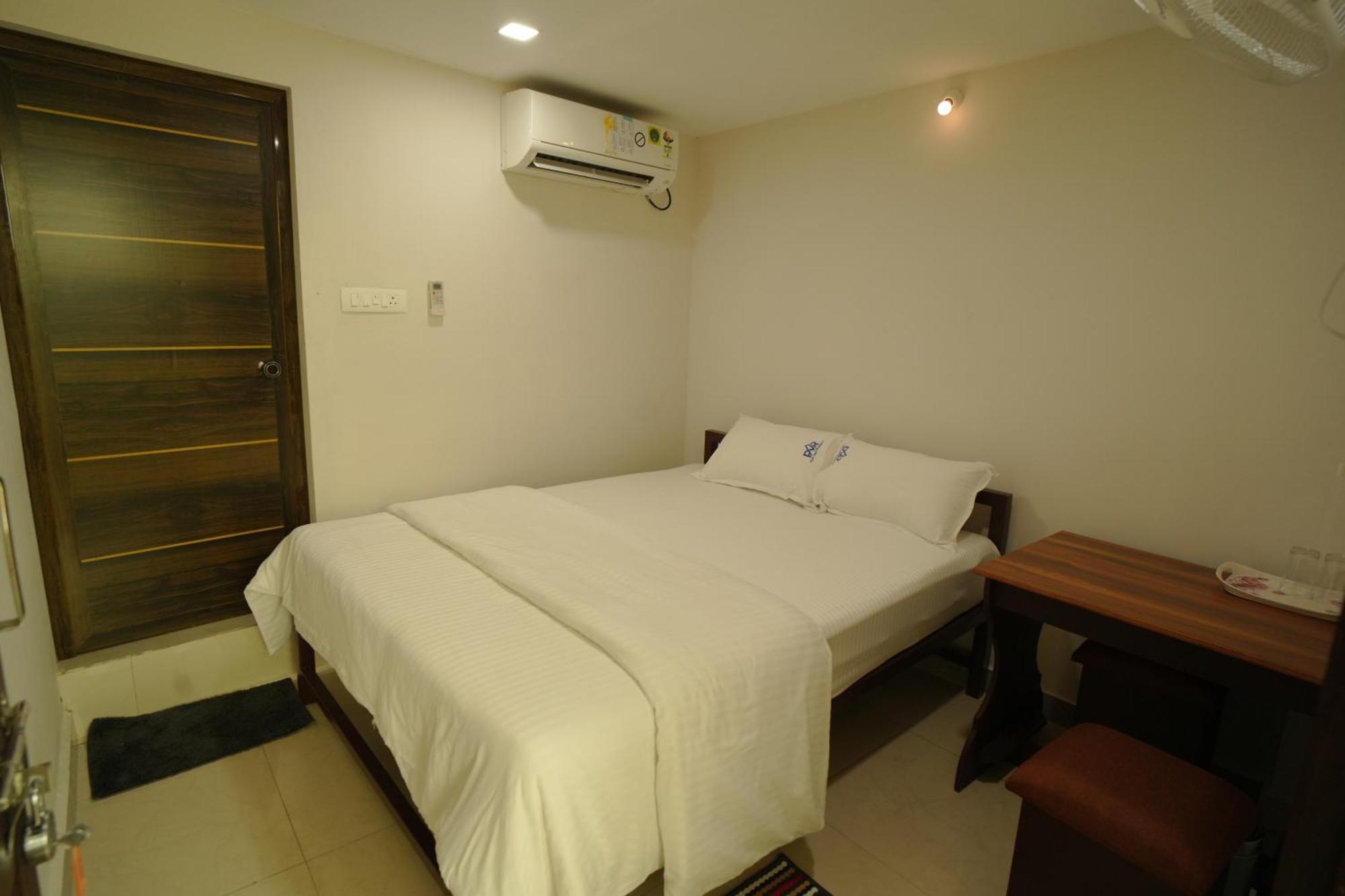 Port View Residency Pvr Hotell Nedumbassery Eksteriør bilde