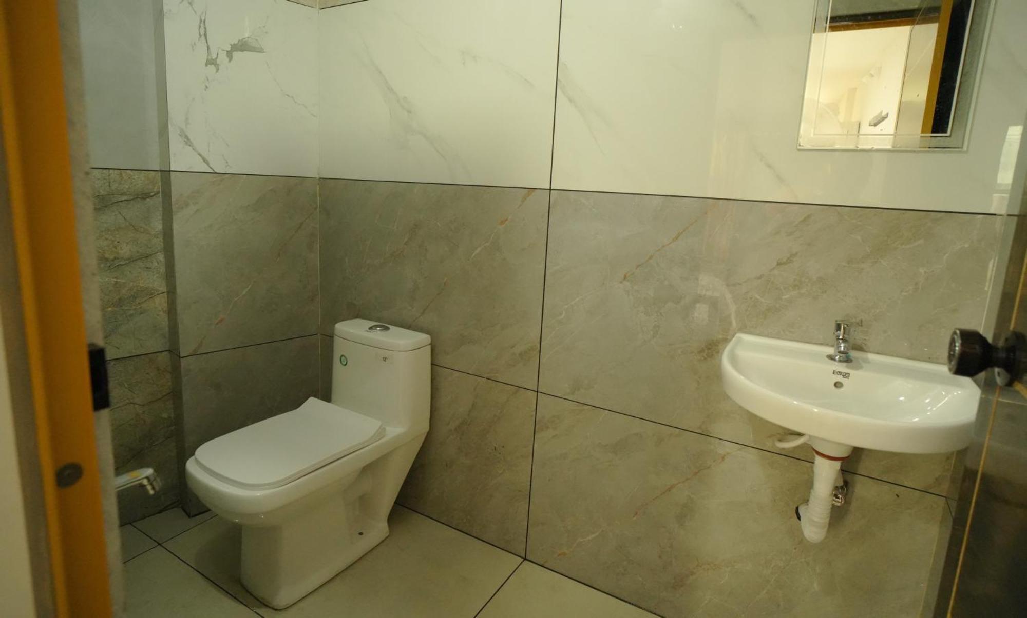 Port View Residency Pvr Hotell Nedumbassery Eksteriør bilde