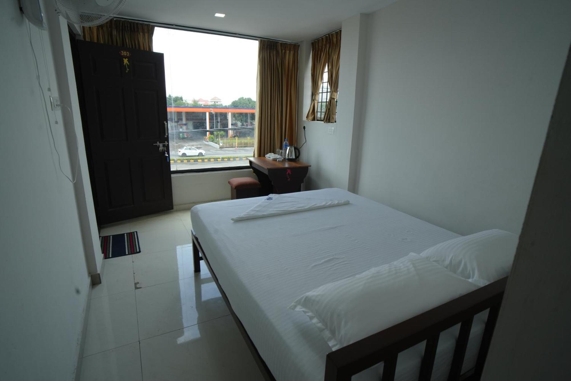 Port View Residency Pvr Hotell Nedumbassery Eksteriør bilde